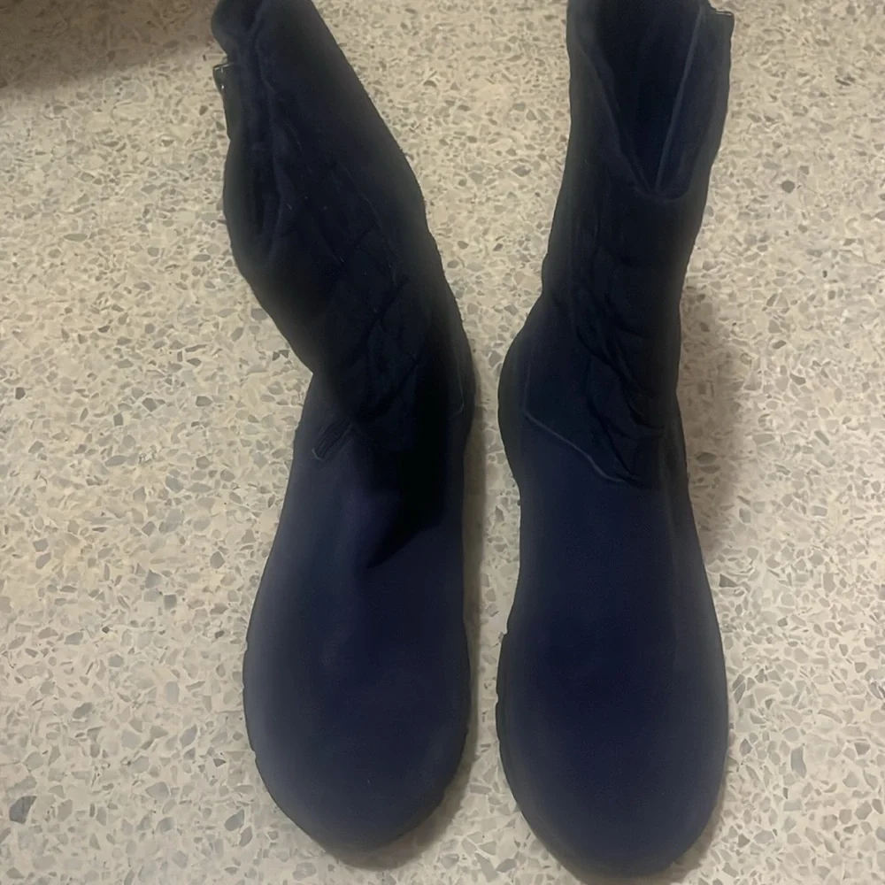 Lands' End 11 Blue Winter Rain Boots inside zipper